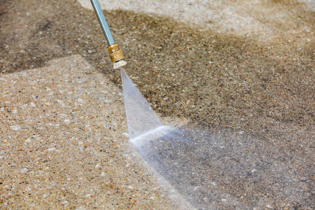 Best Pool Deck Cleaning  in Brady, TX